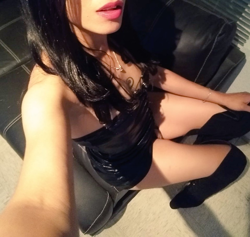 Selita, la escort flaquita - Shiquititas